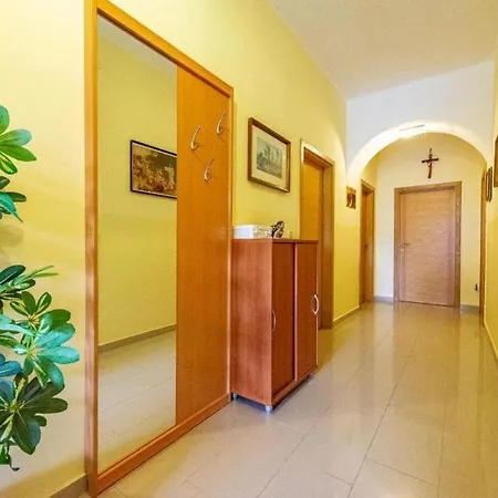 Seaside Family Friendly House With A Swimming Pool - 20109 Casa vacanze *